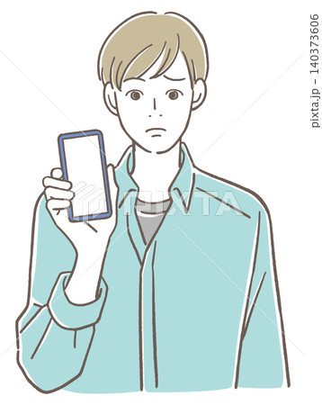 困った顔で携帯電話の画面を見せる男性 140373606