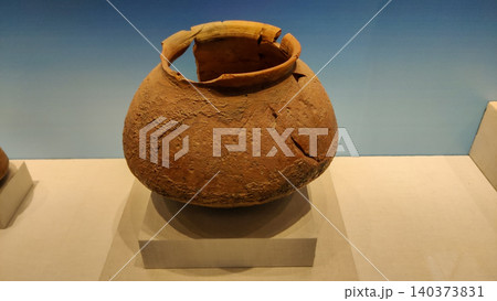 Harappan archaeological storage jar from ancient Pakistan heritage Harappan archaeological storage jar from ancient Pakistan heritage 140373831