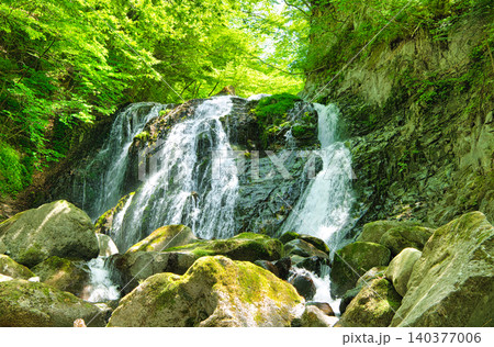 栃木県那須塩原市 咆哮霹靂の滝 栃木県那須塩原市 咆哮霹靂の滝 140377006