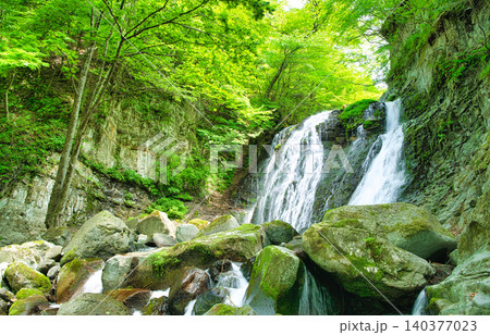 栃木県那須塩原市 咆哮霹靂の滝 栃木県那須塩原市 咆哮霹靂の滝 140377023