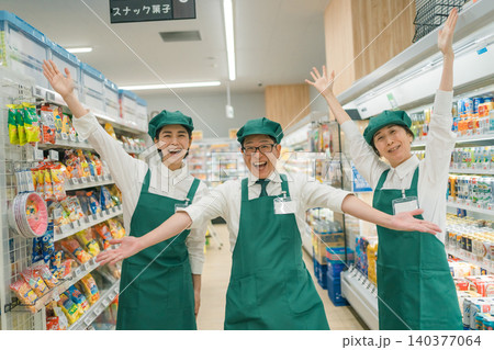 supermarket supermarket 140377064