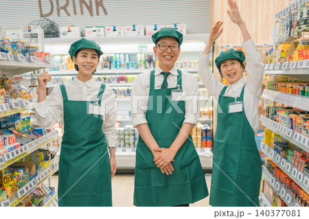 supermarket supermarket 140377081
