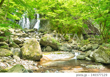 栃木県那須塩原市 鹿股川と咆哮霹靂の滝 栃木県那須塩原市 鹿股川と咆哮霹靂の滝 140377129