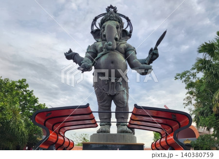 Giant Bronze Standing Ganesha Statue at Khlong Khuean International Park, Chachoengsao, Thailand Giant Bronze Standing Ganesha Statue at Khlong Khuean International Park, Chachoengsao, Thailand 140380759