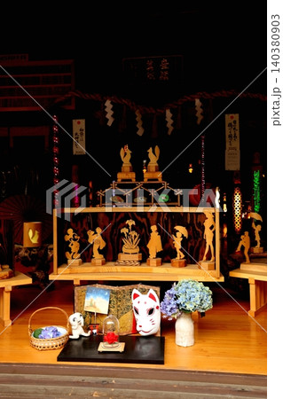 豊川市為当町のアジサイ神社　為当稲荷神社 140380903