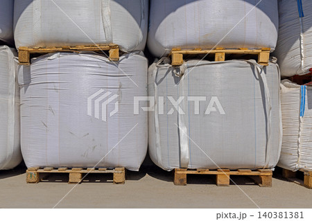 Jumbo Bulk Sacks Pallets Jumbo Bulk Sacks Pallets 140381381