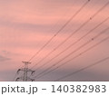 台風前の夕焼け空 140382983