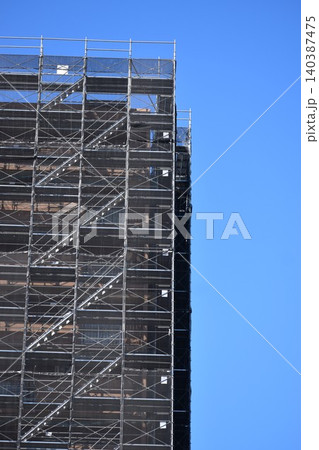 資材不足に直面するマンション大規模改修 資材不足に直面するマンション大規模改修 140387475