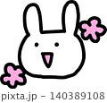 周りにお花が咲いているうさぎ 140389108
