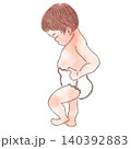 おむつをはいた幼児のイラスト トイレトレーニングや育児の悩み 背景透過PNG 140392883