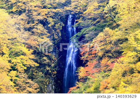 松川渓谷・八滝の紅葉 松川渓谷・八滝の紅葉 140393629