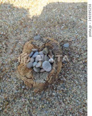 Nest on sand and pebbles Nest on sand and pebbles 140395258