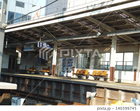 小田急相模原駅のホーム 小田急相模原駅のホーム 140399745