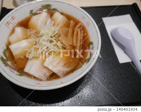 醤油チャーシュー麺(上から撮影) 140401934
