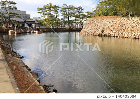 島根県松江市にある松江城の風景 島根県松江市にある松江城の風景 140405084