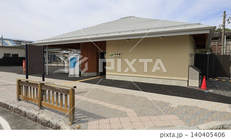 JR常磐線の勿来駅 JR常磐線の勿来駅 140405406