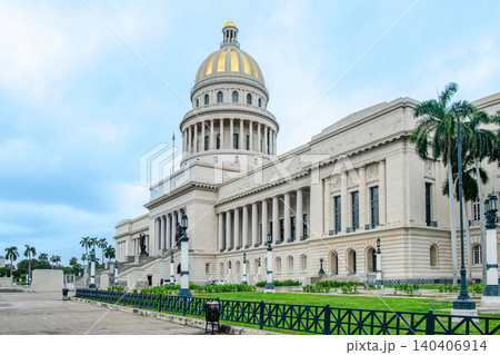 The National Capitol of Cuba (El Capitolio), located in Havana. 140406914