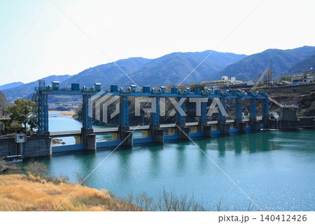 徳島県三好市 池田ダムの風景 徳島県三好市 池田ダムの風景 140412426