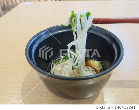 箸が誘う、つるりとのどごし涼感そうめん 箸が誘う、つるりとのどごし涼感そうめん 140415841