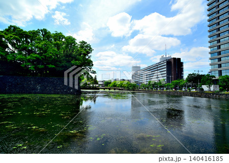 東京 皇居平川門とその周辺の街並み 東京 皇居平川門とその周辺の街並み 140416185
