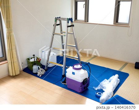 住宅に用意されたエアコンクリーニングの道具 住宅に用意されたエアコンクリーニングの道具 140416370