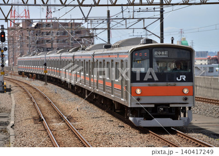 武蔵野線を走る205系普通電車8両 140417249