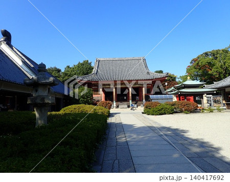 高松市にある屋島の南嶺山上にある真言宗御室派の寺院であり、東大寺戒壇院の恵雲律師が建立した屋島寺 高松市にある屋島の南嶺山上にある真言宗御室派の寺院であり、東大寺戒壇院の恵雲律師が建立した屋島寺 140417692