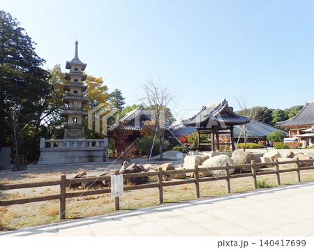 高松市にある屋島の南嶺山上にある真言宗御室派の寺院であり、東大寺戒壇院の恵雲律師が建立した屋島寺 高松市にある屋島の南嶺山上にある真言宗御室派の寺院であり、東大寺戒壇院の恵雲律師が建立した屋島寺 140417699