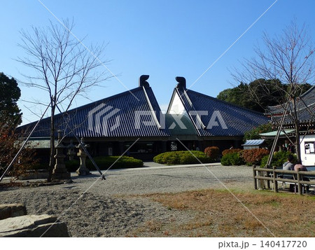 高松市にある屋島の南嶺山上にある真言宗御室派の寺院であり、東大寺戒壇院の恵雲律師が建立した屋島寺 高松市にある屋島の南嶺山上にある真言宗御室派の寺院であり、東大寺戒壇院の恵雲律師が建立した屋島寺 140417720