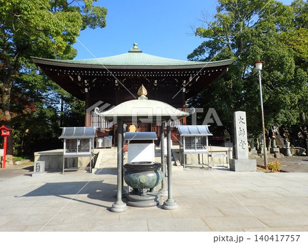 高松市にある屋島の南嶺山上にある真言宗御室派の寺院であり、東大寺戒壇院の恵雲律師が建立した屋島寺 高松市にある屋島の南嶺山上にある真言宗御室派の寺院であり、東大寺戒壇院の恵雲律師が建立した屋島寺 140417757