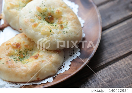 米粉と豆腐のグルテンフリーな手作りチーズパン 米粉と豆腐のグルテンフリーな手作りチーズパン 140422924