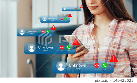 Scam call and SMS messages alerting a person in their home on a smartphone screen Scam call and SMS messages alerting a person in their home on a smartphone screen 140423023