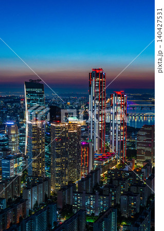 Stunning skyline of Yeouido financial district skyscrapers at sunset during early summer in Seoul, South Korea 140427531