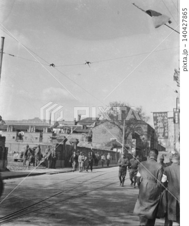 古写真　1937-1945年　日中戦争中の中華民国　南京又は上海市内の街並み 140427865
