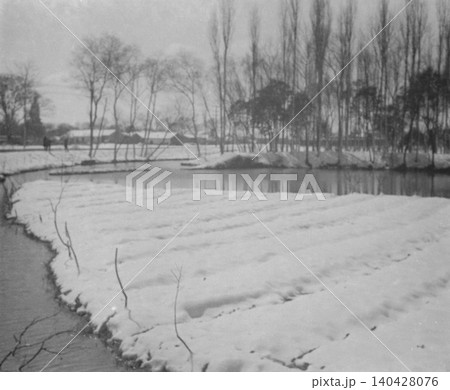 古写真　1937-1945年　日中戦争中の中華民国　冬の南京又は上海郊外の風景 140428076