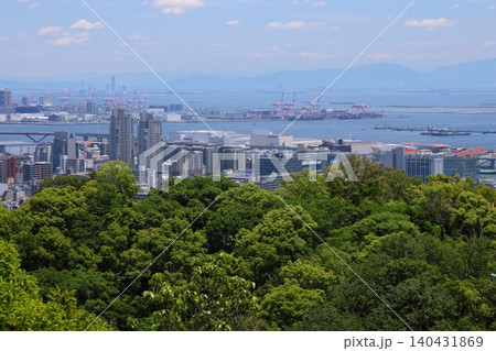 ◇布引の滝 「みはらし展望台からのパノラマ絶景」/ 日本三大神滝【神戸市中央区】 ◇布引の滝 「みはらし展望台からのパノラマ絶景」/ 日本三大神滝【神戸市中央区】 140431869