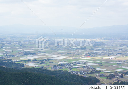 熊本県の田園と街並みを一望できる高台の眺望 140433385