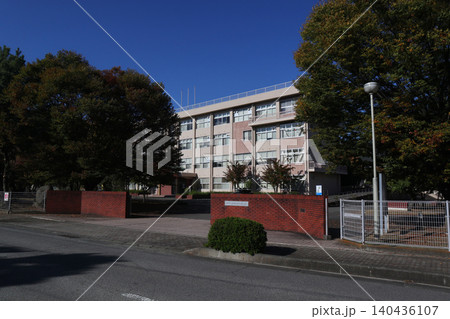 山梨県立産業技術短期大学校 山梨県立産業技術短期大学校 140436107