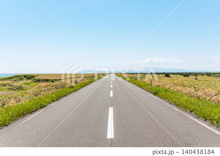 直線道路(イメージ) 直線道路(イメージ) 140438184