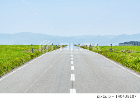 直線道路(イメージ) 直線道路(イメージ) 140438187