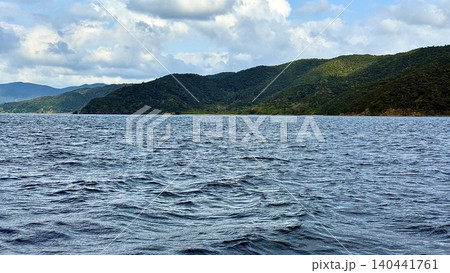 奄美大島と加計呂麻島の大島海峡の景観 奄美大島と加計呂麻島の大島海峡の景観 140441761
