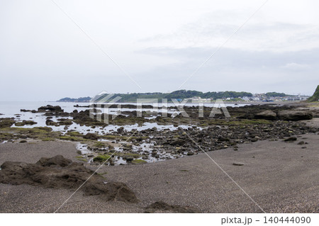 梅雨時期の和田長浜海水浴場 梅雨時期の和田長浜海水浴場 140444090
