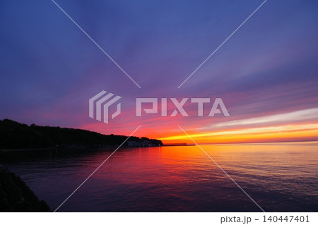 夕日 夕日 140447401