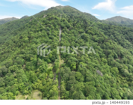 剣山登山口見ノ越と登山リフト周辺の空撮風景 剣山登山口見ノ越と登山リフト周辺の空撮風景 140449193