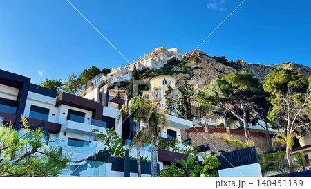 Experience the Stunning Mountainous Landscape featuring Luxurious Villas amidst Natures Glory Experience the Stunning Mountainous Landscape featuring Luxurious Villas amidst Natures Glory 140451139
