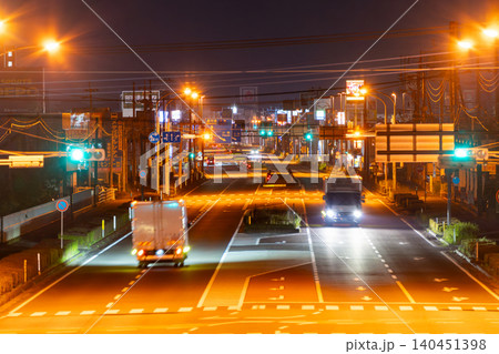 都北町の夜道路 都北町の夜道路 140451398