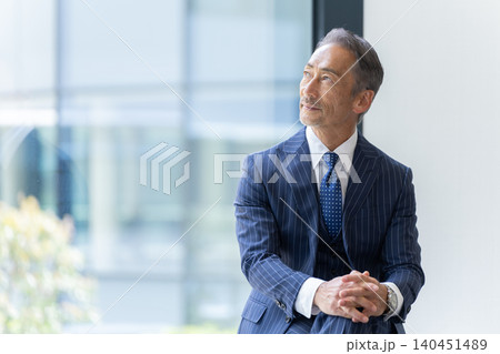 シニアビジネスマン 140451489