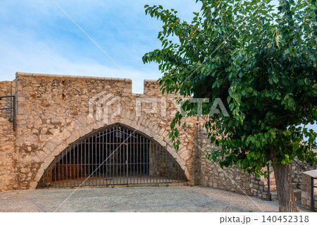 Stone Gate in Peniscola Old Town Stone Gate in Peniscola Old Town 140452318