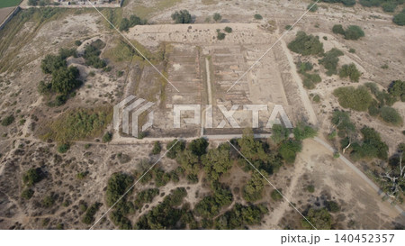 Indus valley civilization harappa granary mound f ruins where grain was stored and goods were bartered Indus valley civilization harappa granary mound f ruins where grain was stored and goods were bartered 140452357