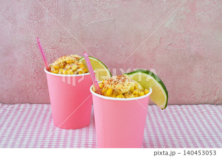 エスキーテス（メキシコ料理）　Esquites mexicanos  140453053